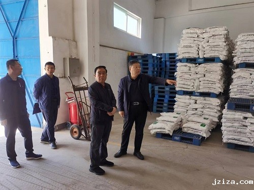 刘建光在优米app下载直播软件大井峪批发部、南屯盐业配送站督导检查安全维稳工作